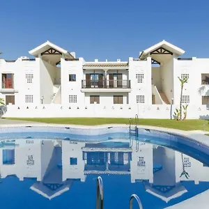 alcaidesa-golf-and-beach-resort.es-andalucia.com/